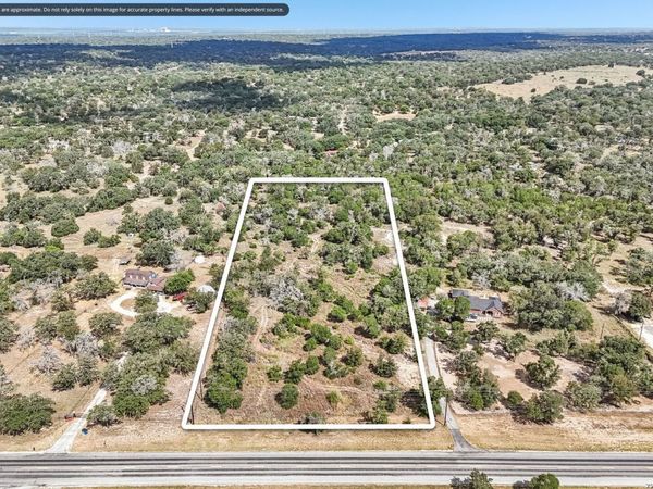 11930 FM 775, Floresville, TX 78114