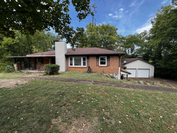 221 Pear Orchard Dr, Goodlettsville, TN 37072