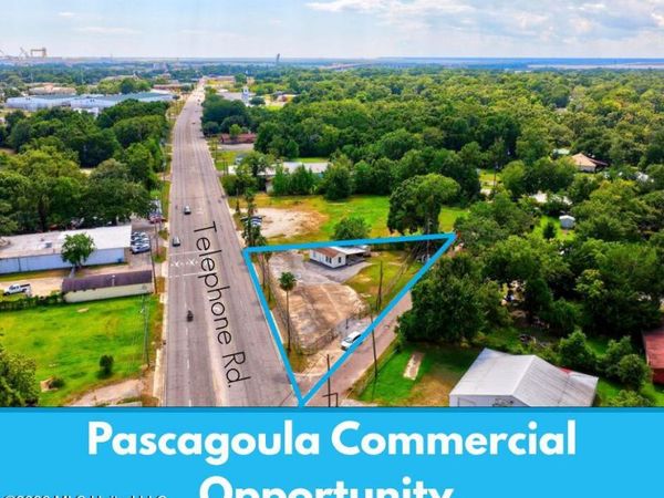 2017 Telephone Road, Pascagoula, MS 39567