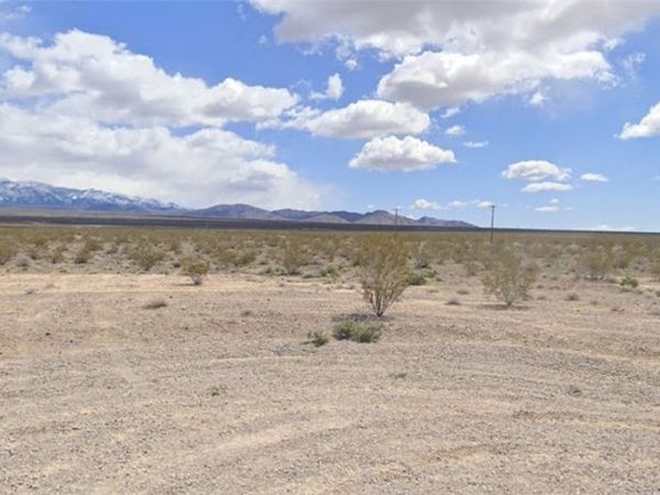 1111 Gem Place , Pahrump, NV 89060