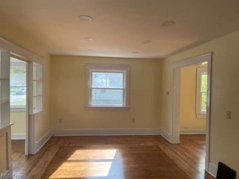1396 Madison Avenue, Lorain, OH 44053 Photo 6