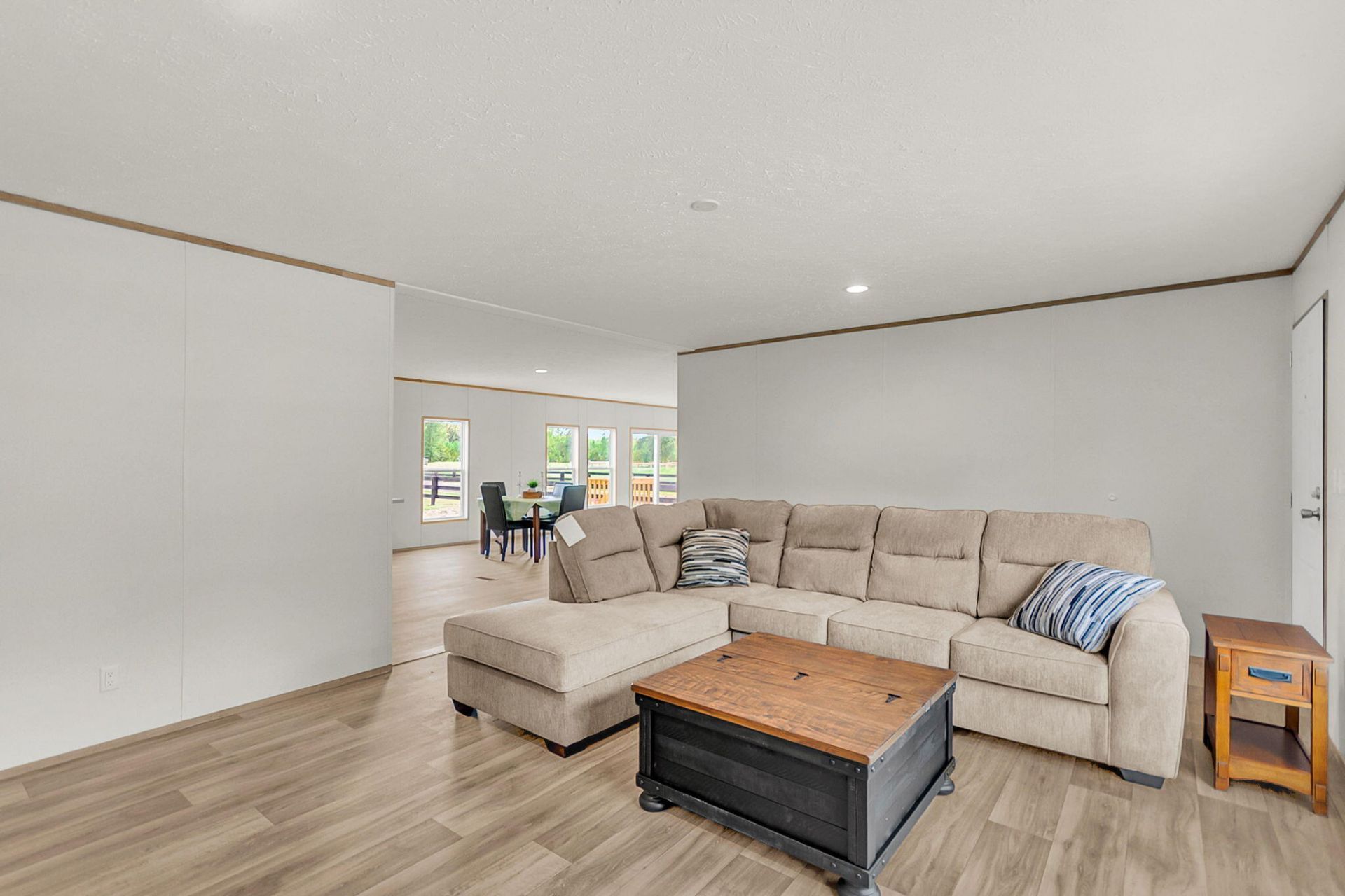 571 Sandridge Road Photo 12