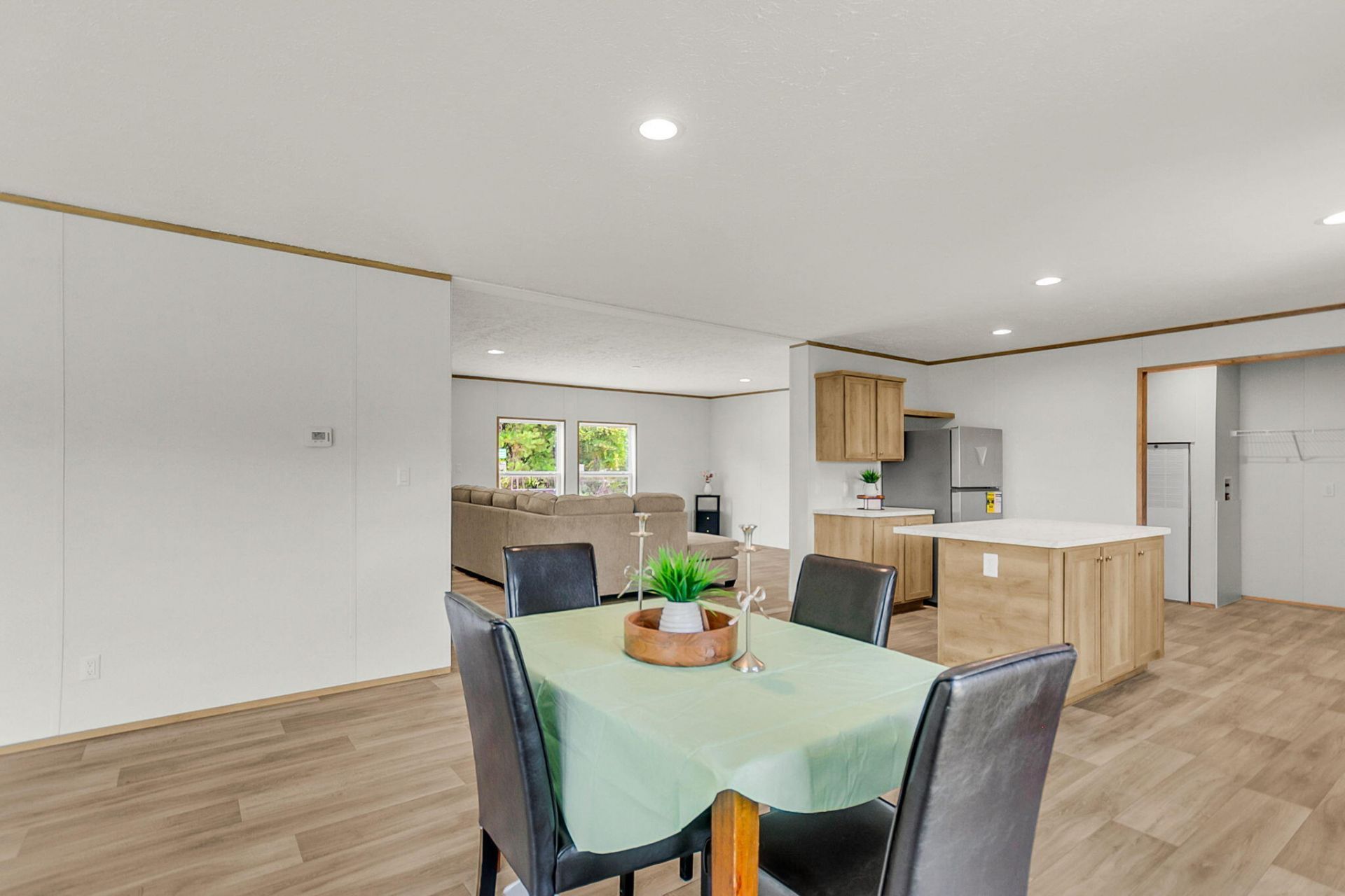 571 Sandridge Road Photo 19
