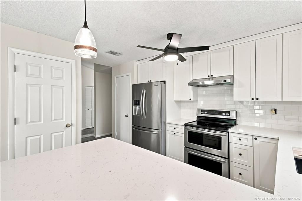 2101 SE Dolphin Road, Port Saint Lucie, FL 34952 Photo