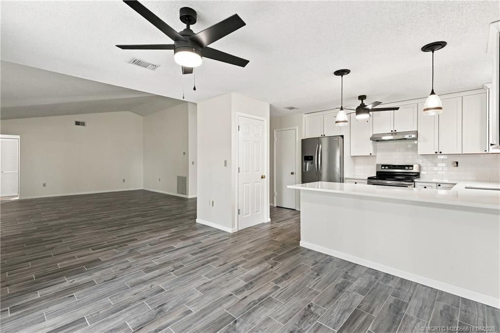 2101 SE Dolphin Road, Port Saint Lucie, FL 34952 Photo