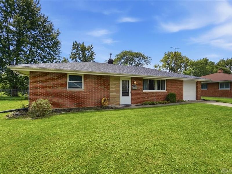 2313 Candlewood Drive, Kettering, OH 45419 Photo 3