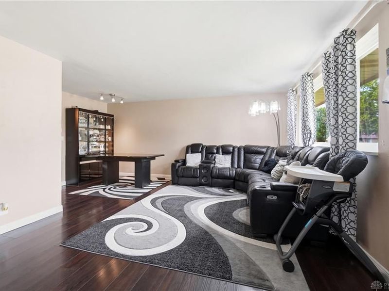 2313 Candlewood Drive, Kettering, OH 45419 Photo 9