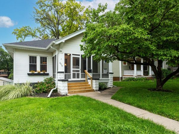 2015 Tremont Avenue , Davenport, IA 50803