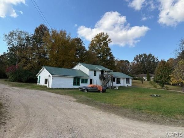 1815 W Maud Street , Poplar Bluff, MO 63901