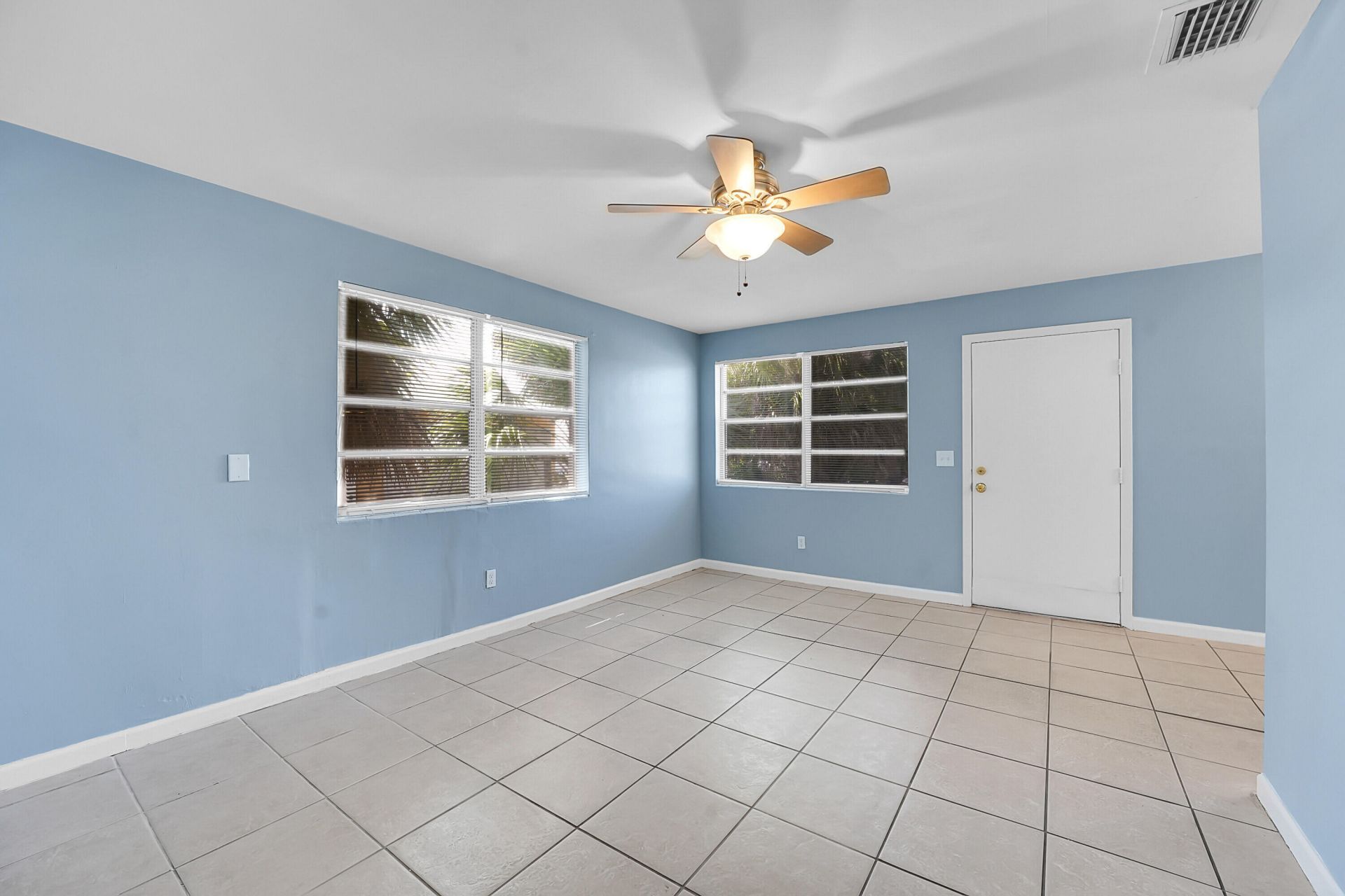 1208 W 32nd Street, Riviera Beach, FL 33404 Photo