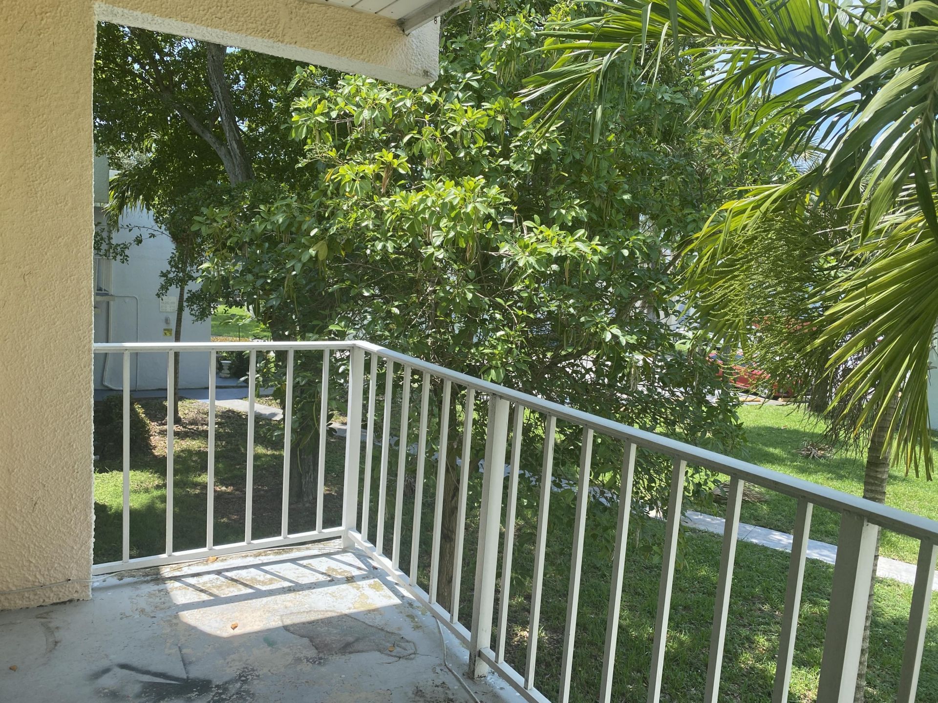 409 Executive Center Drive, Unit 211, West Palm Beach, FL 33401 Photo