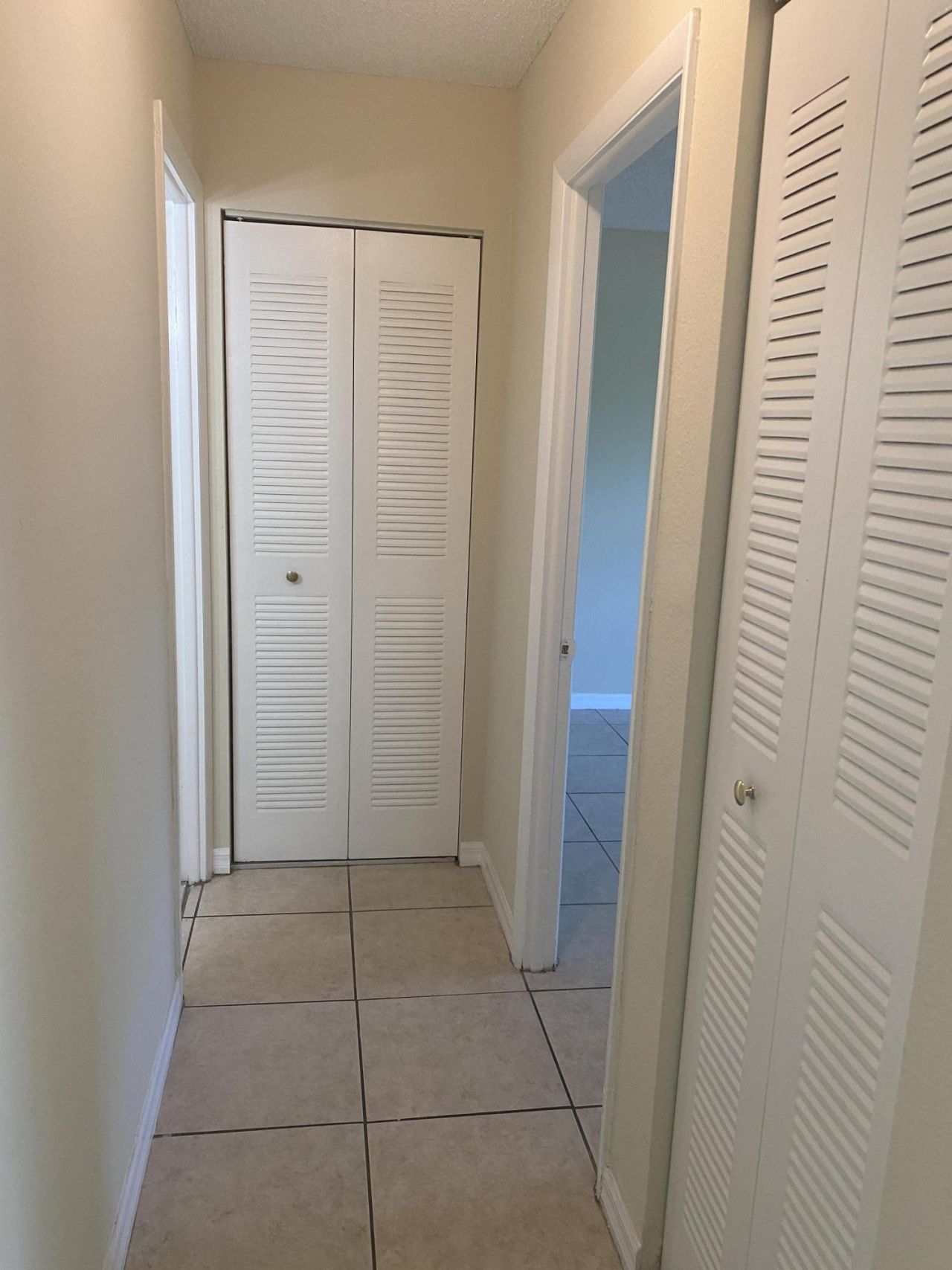409 Executive Center Drive, Unit 211, West Palm Beach, FL 33401 Photo