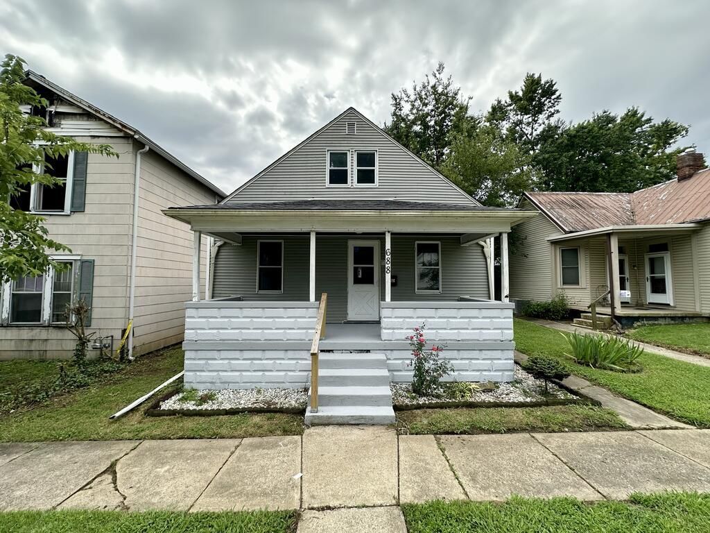 688 E 4th St, Chillicothe, OH 45601 Main Photo