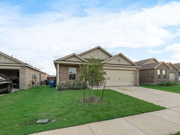 1012 Barkers Pond Avenue, Forney, TX 75126