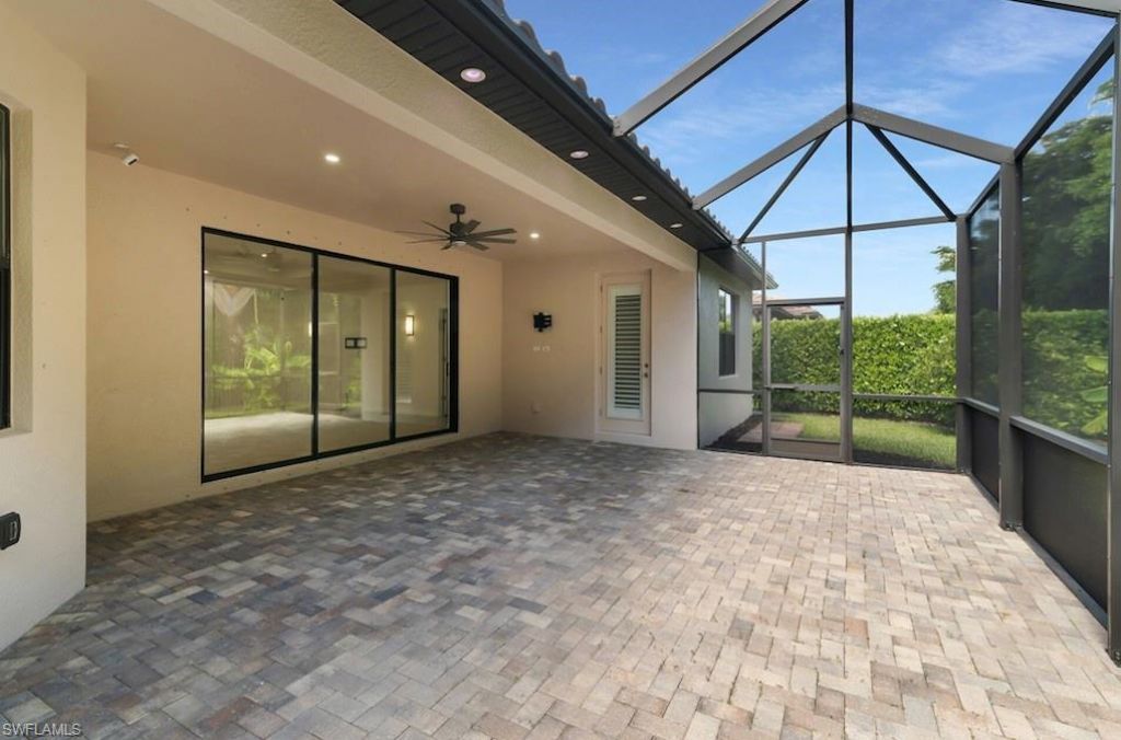 9357 Glenforest Dr, Naples, FL 34120 Photo