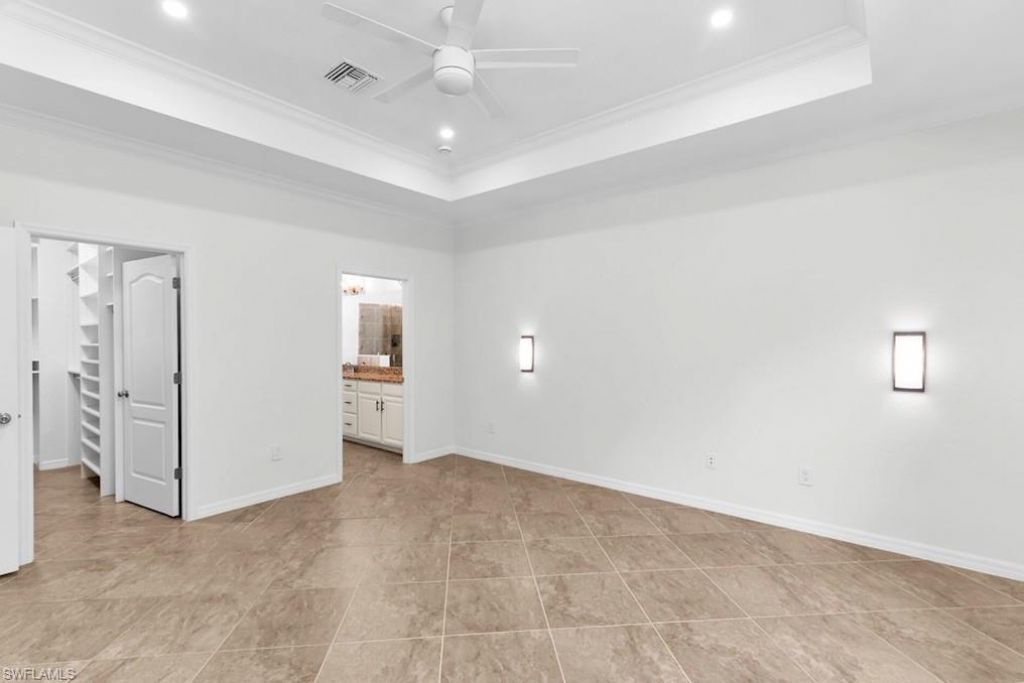 9357 Glenforest Dr, Naples, FL 34120 Photo