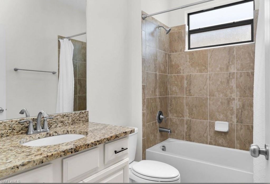 9357 Glenforest Dr, Naples, FL 34120 Photo