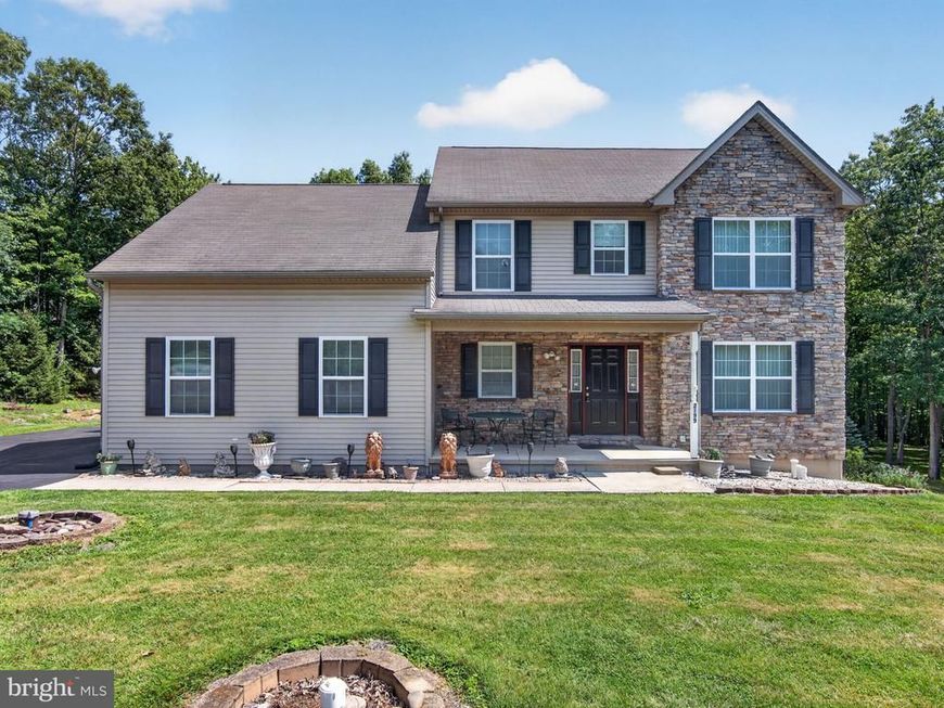 2199 Acorn Court , Slatington, PA 18080 Main Photo