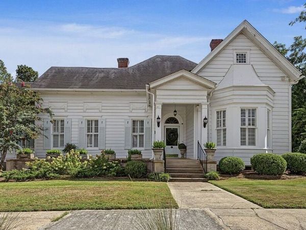433 Church Street NE, Dawson, GA 39842