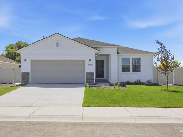 135 N Tideberry Ave, Kuna, ID 83634