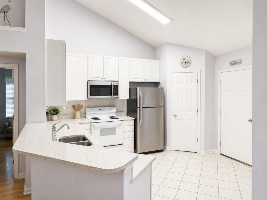 2963 Loebs Court Photo 7