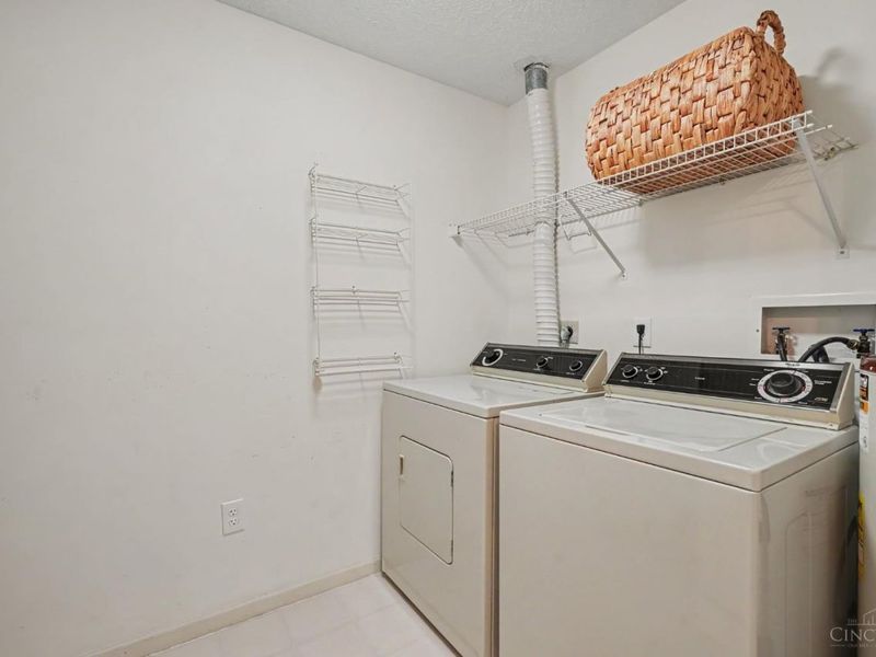 7343 Ridgepoint Drive, Unit 310, Cincinnati, OH 45230 Photo 21