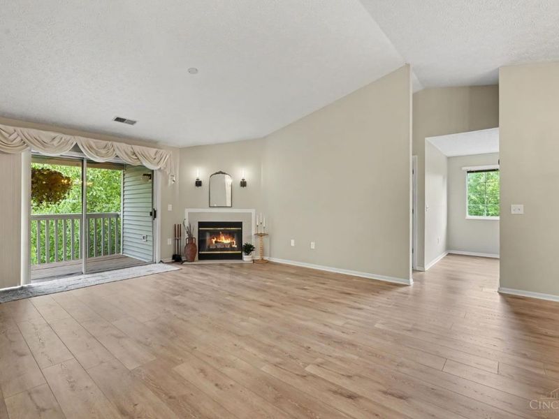7343 Ridgepoint Drive, Unit 310, Cincinnati, OH 45230 Photo 5