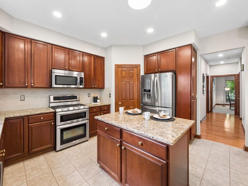 9245 Creighton Drive, Powell, OH 43065 Photo 22