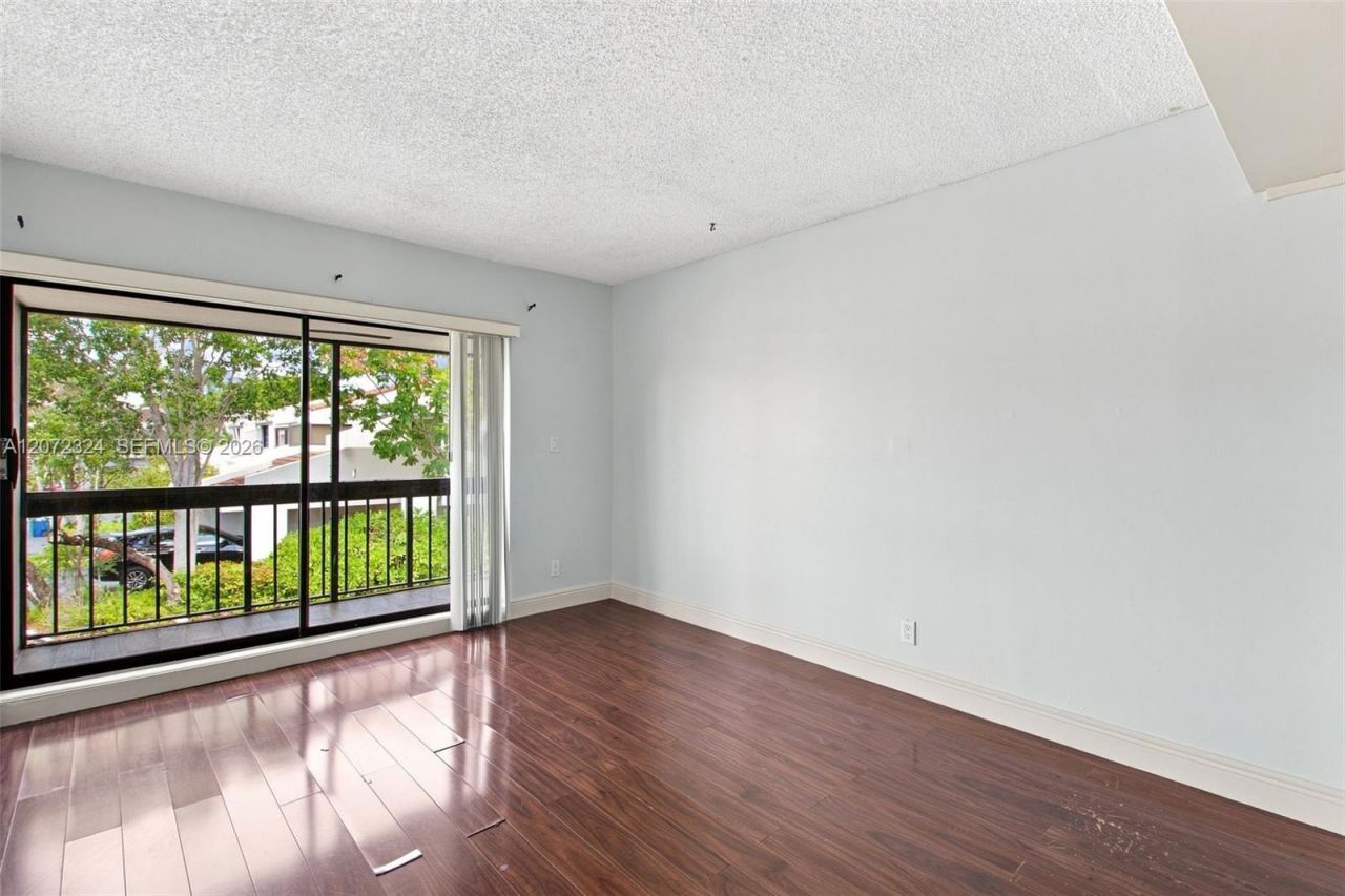 6511 Racquet Club Dr , Unit 46, Lauderhill, FL 33319 Photo