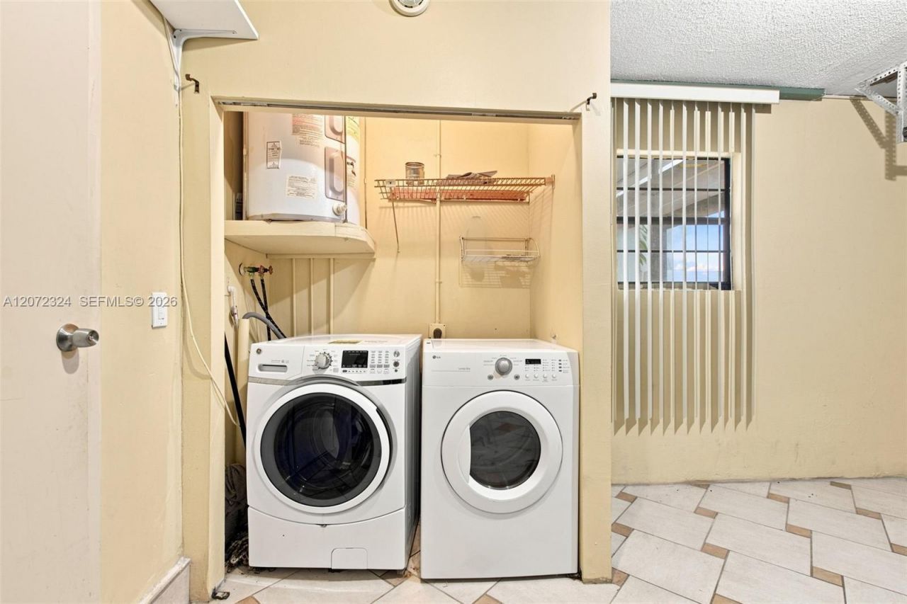 6511 Racquet Club Dr , Unit 46, Lauderhill, FL 33319 Photo