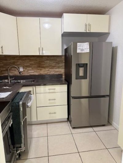 9320 Fontainebleau Blvd , Unit 215, Miami, FL 33172 Photo