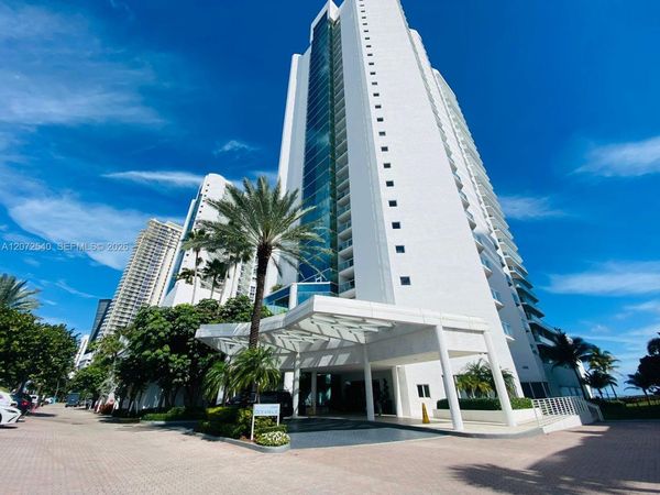 16445 Collins Ave , Unit 1624, Sunny Isles Beach, FL 33160