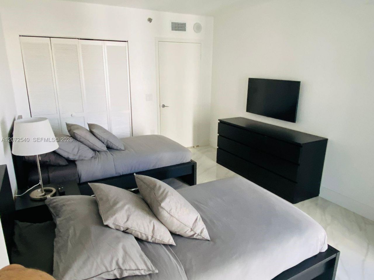 16445 Collins Ave , Unit 1624, Sunny Isles Beach, FL 33160 Photo
