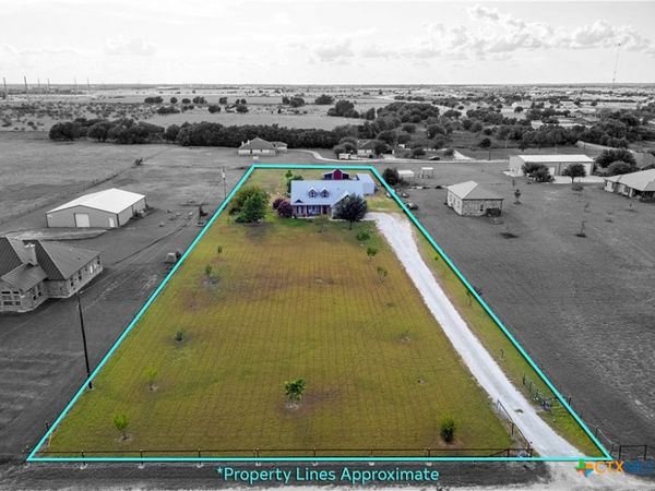 9122 Stinnett Mill Road , Salado, TX 76571