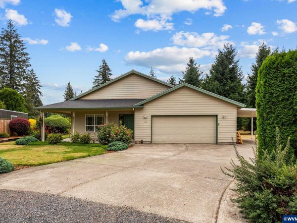 400 Hickory Ct, Lyons, OR 97358