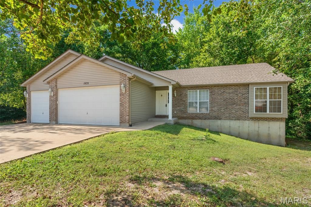1935 Anchorage Drive, Festus, MO 63028 Main Photo