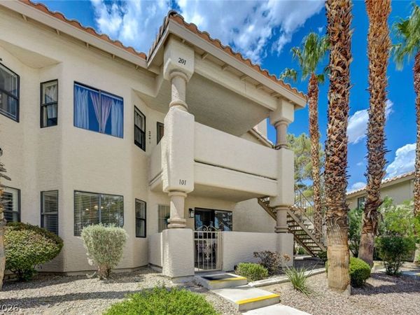 1101 Falconhead Lane , Unit 101, Las Vegas, NV 89128