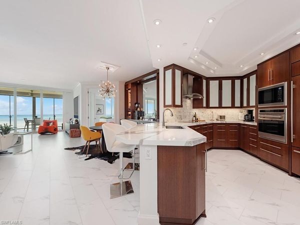60 Seagate DR, Unit 1505, NAPLES, FL 34103