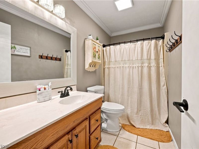 401 Springbrook Drive SW, New Philadelphia, OH 44663 Photo 14