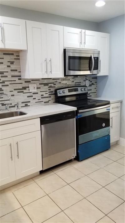3100 N Course Lane, Unit 210, Pompano Beach, FL 33069 Photo