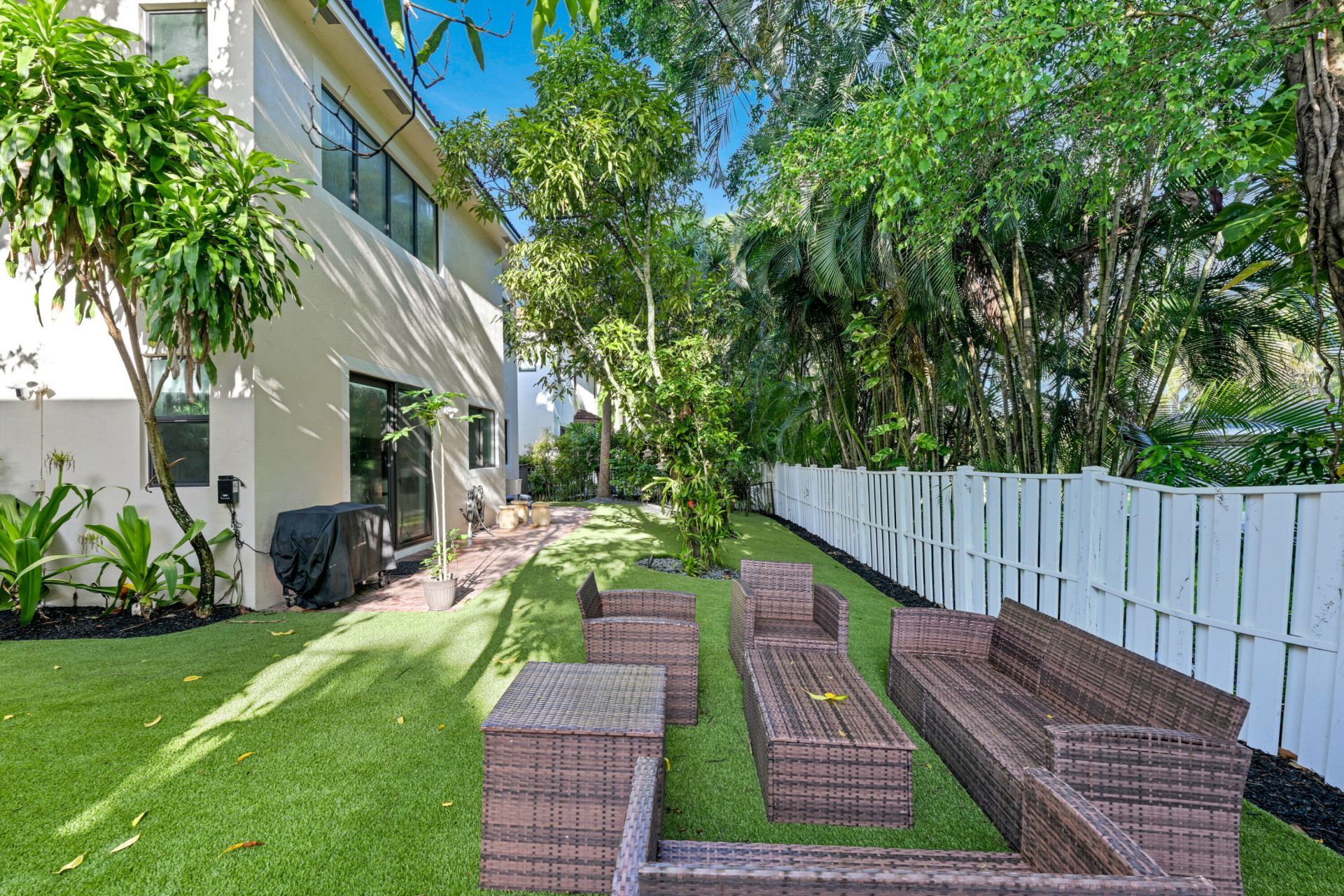 11695 NW 2nd Street, Plantation, FL 33325 Photo