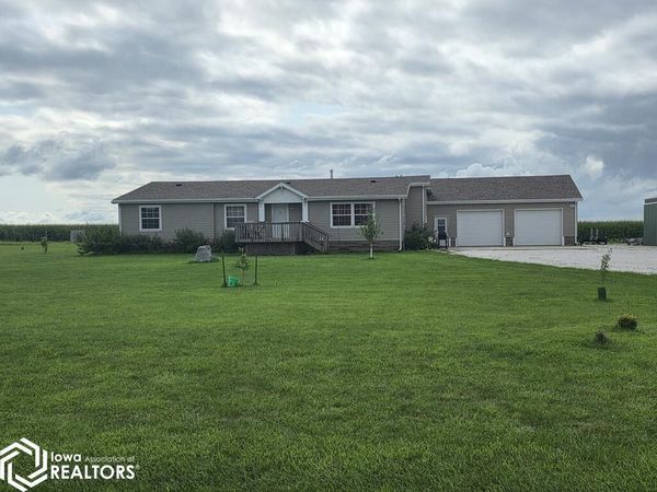 2321 Brushy Creek Road, Duncombe, IA 50532