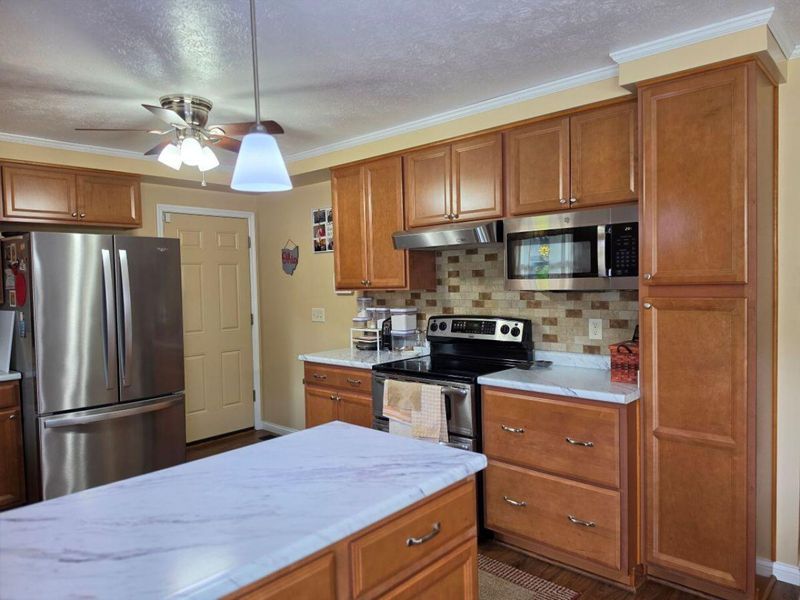 6670 Middle Urbana Road, Springfield, OH 45502 Photo 9