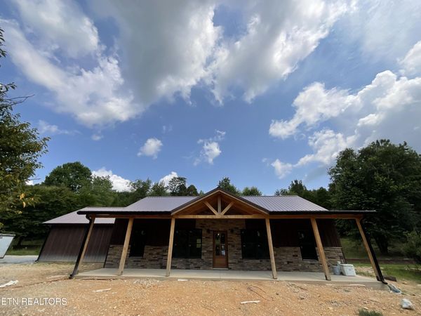 181 Sunshine Lane, Spring City, TN 37381