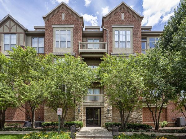 1781 Tudor Lane , Unit 204, Northbrook, IL 60062