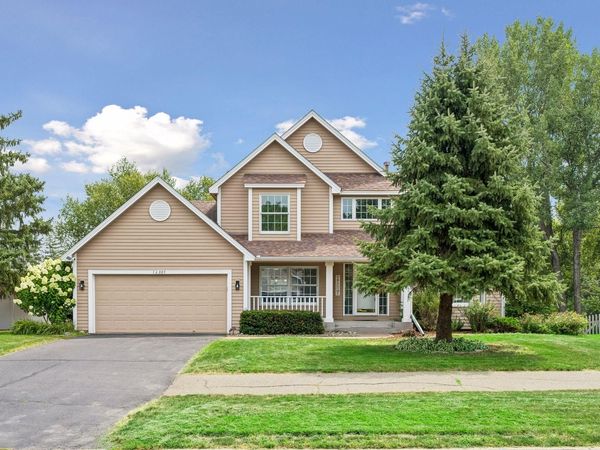 16005 22nd Avenue N, Plymouth, MN 55447