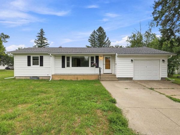 2809 CLEVELAND AVENUE, Stevens Point, WI 54481