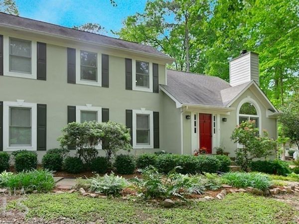 210 Spring Forest Way, Sharpsburg, GA 30277