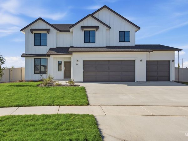 901 E Crab Springs St, Nampa, ID 83686