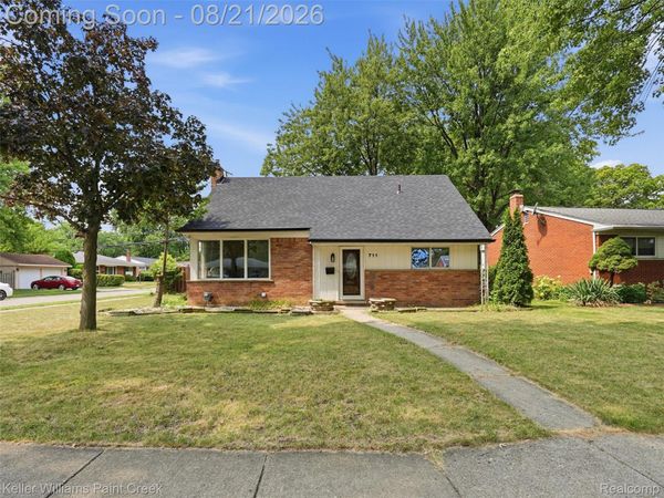 711 Jamaica Drive, Troy, Mi 48083